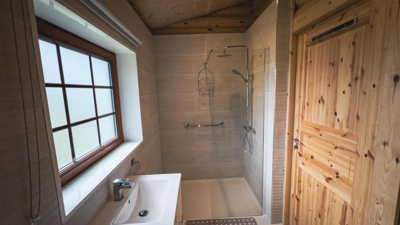 Aspen Lodge, Amazing New Log Cabin With Hot Tub - Sleeps 6 - Felmoor Park モーペス エクステリア 写真