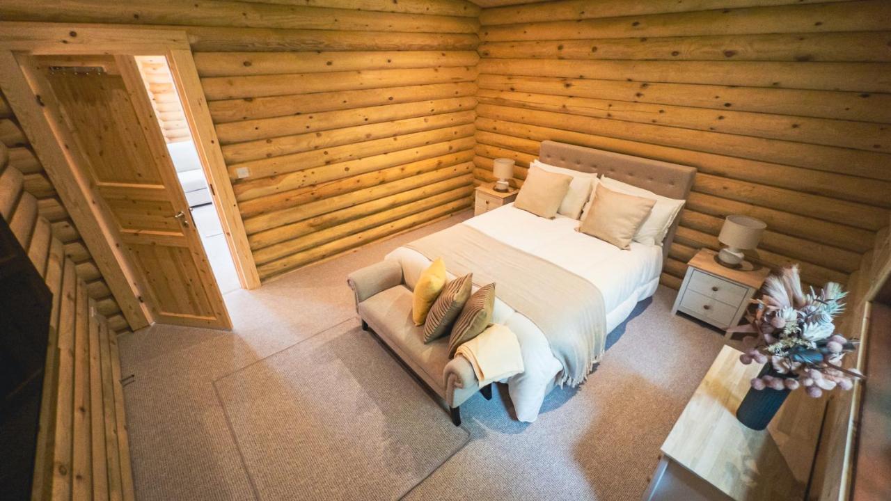 Aspen Lodge, Amazing New Log Cabin With Hot Tub - Sleeps 6 - Felmoor Park モーペス エクステリア 写真