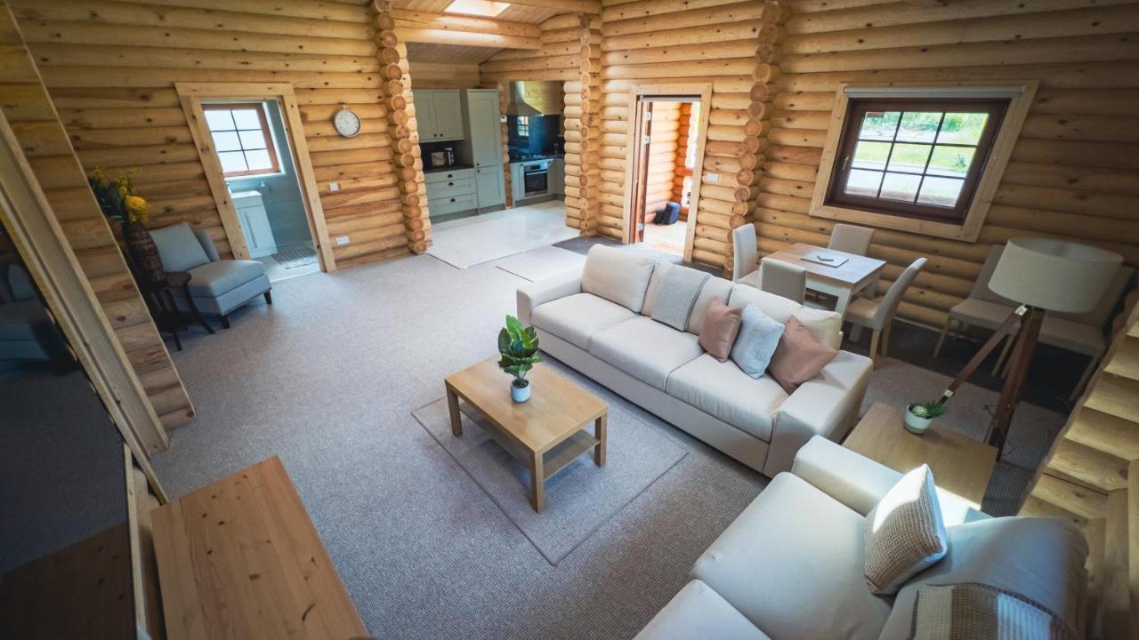 Aspen Lodge, Amazing New Log Cabin With Hot Tub - Sleeps 6 - Felmoor Park モーペス エクステリア 写真