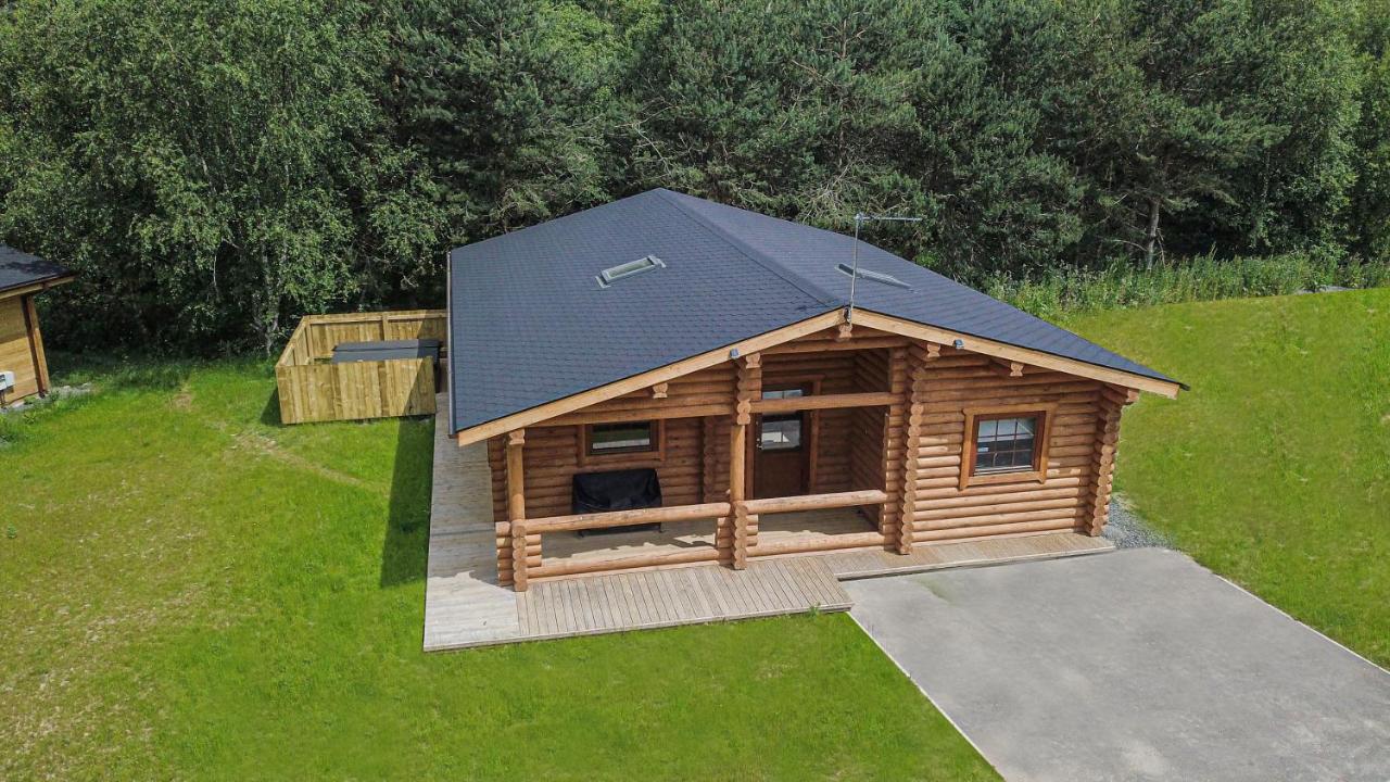 Aspen Lodge, Amazing New Log Cabin With Hot Tub - Sleeps 6 - Felmoor Park モーペス エクステリア 写真